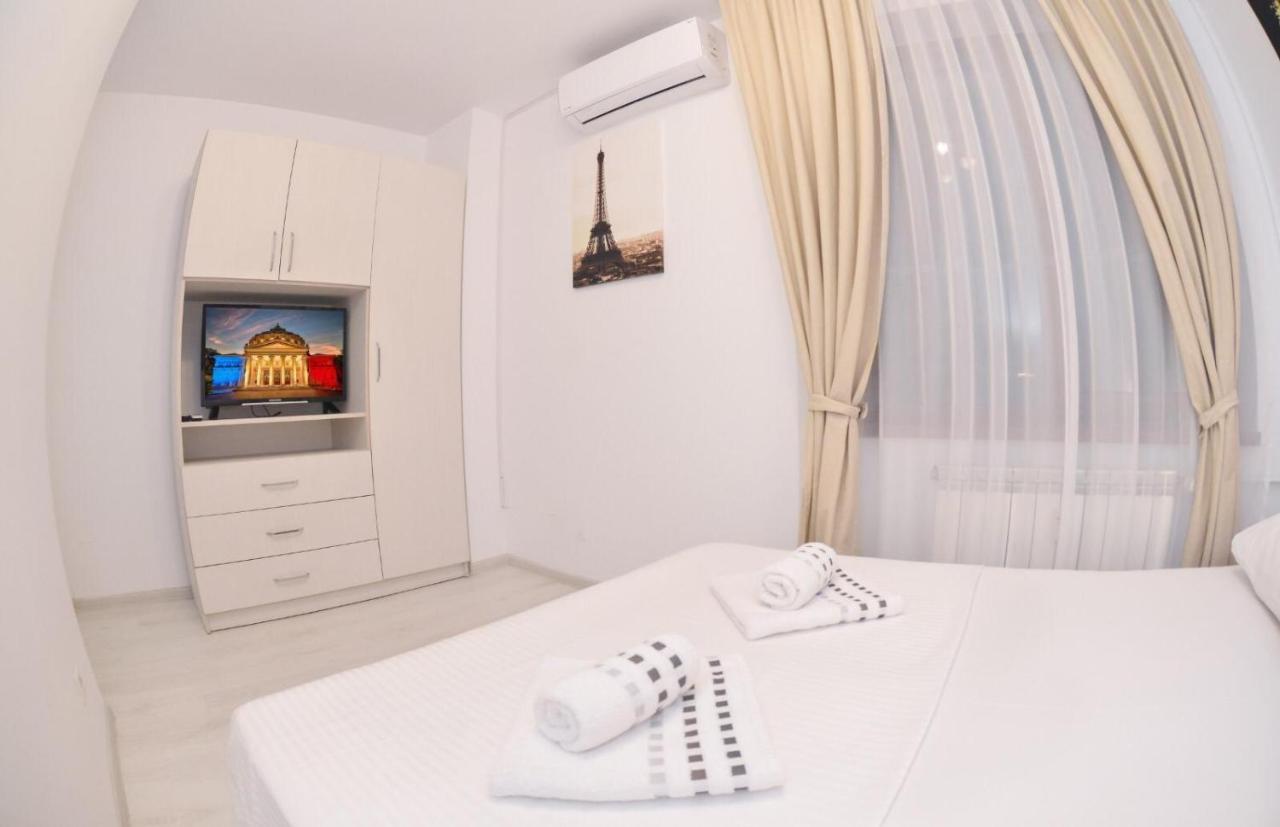 Spacious And Modern Apartment Close To Old City Bucharest Exterior photo